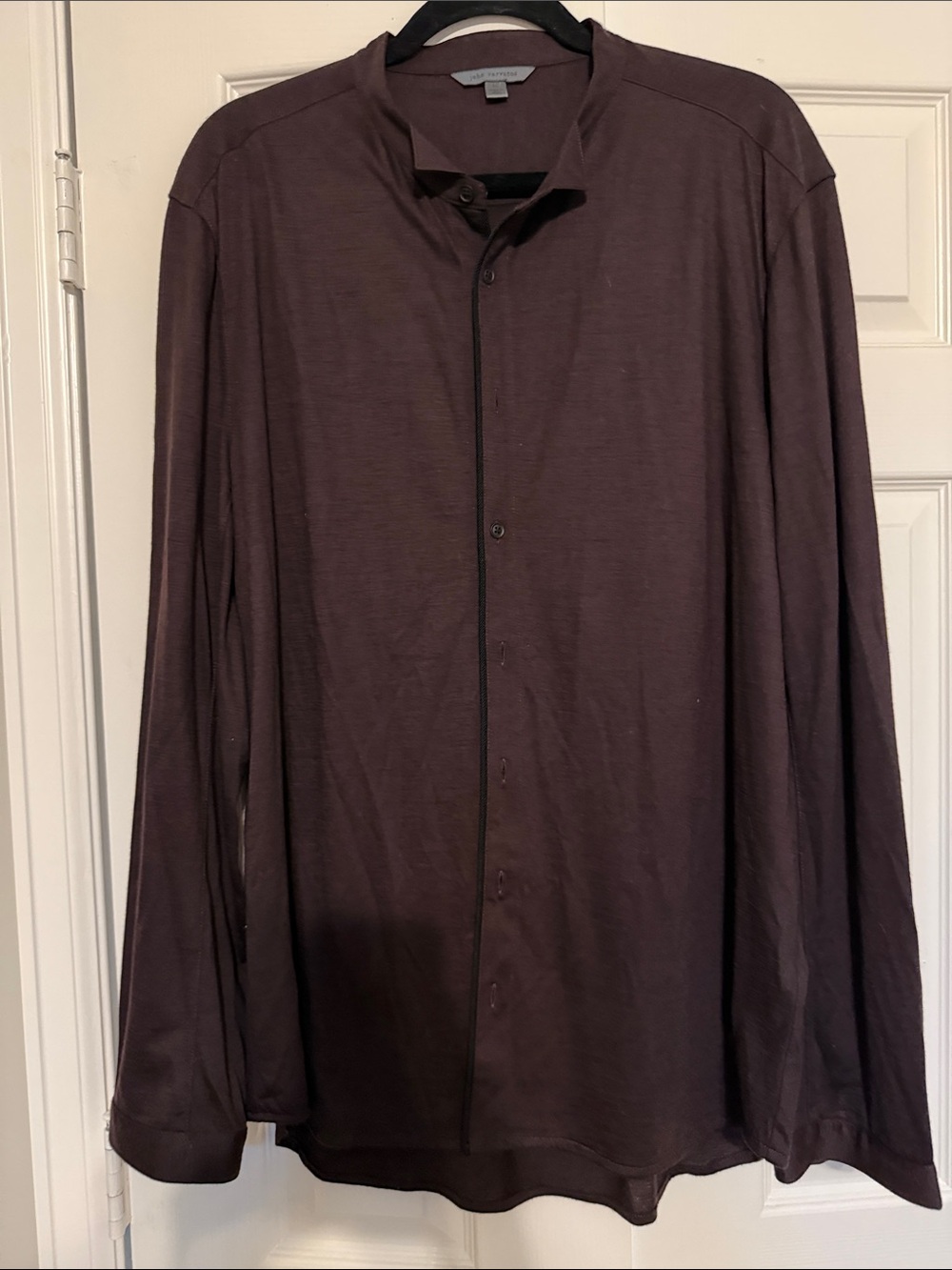 John Varvatos Men's ULTRA SOFT Lightweight Button Shirt  - Dark Eggplant